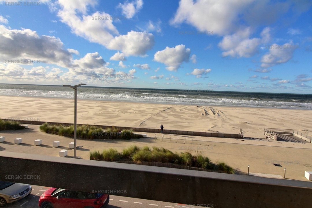 /picture/helios/116260001/GL C212/0_2025-12-07CET00h00-11.jpg